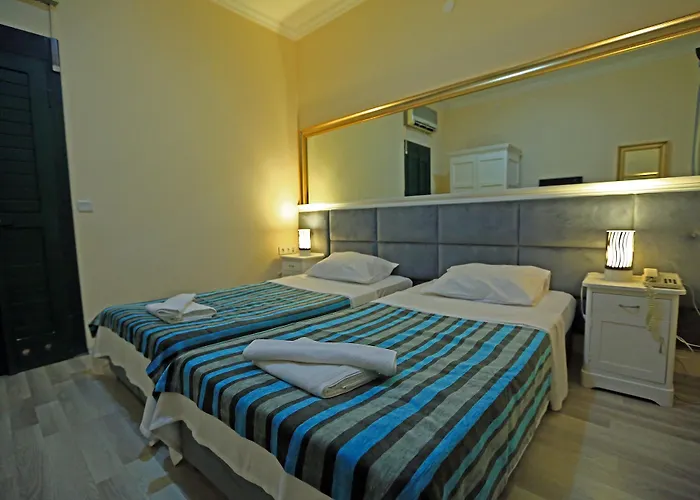 Skylife Hotel 4*