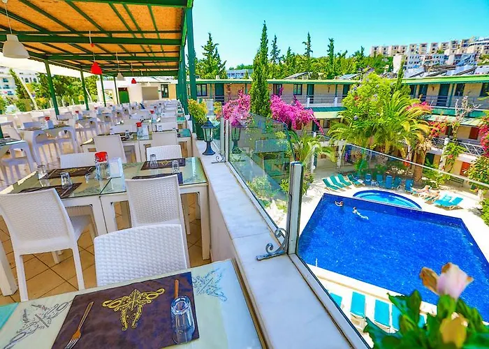 Skylife Hotel
