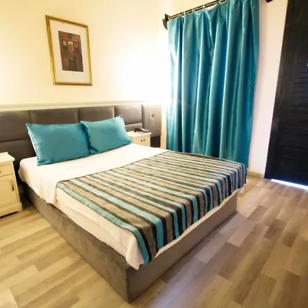 Skylife Otel