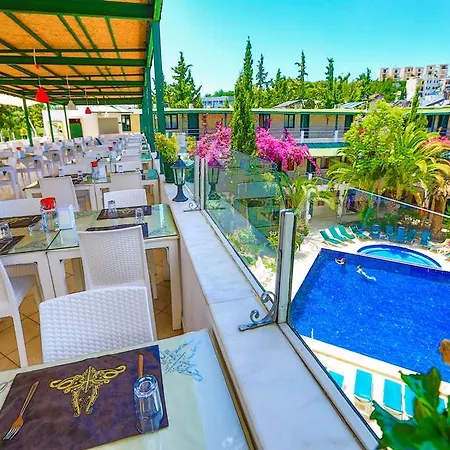 Skylife Hotel