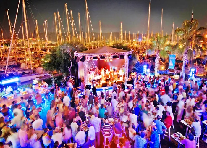 Skylife Αλικαρνασσός